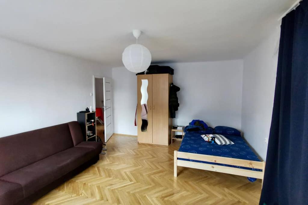 Sunshine Parkside Hideaway - 3 Bedroom - By Upstairs Краков Экстерьер фото